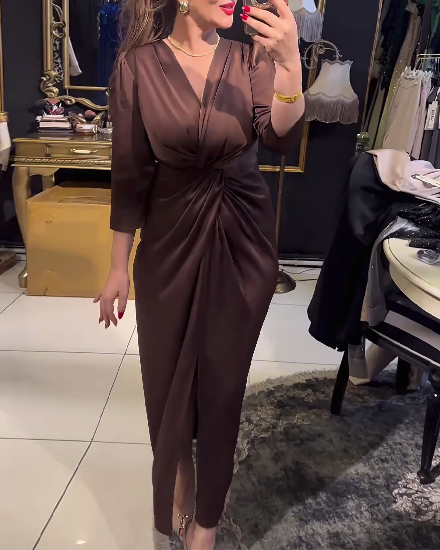 Alva Kleid - Umarmen Sie eine Silhouette, die Klasse und Raffinesse ausstrahlt