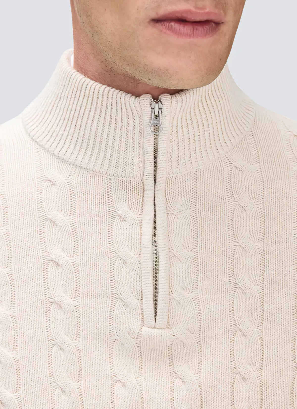 Evan Knitted Sweater - Wickle dich in luxuriöse Wärme